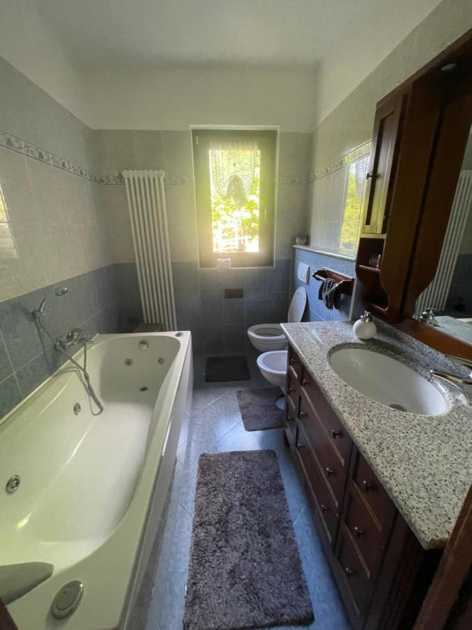 Отель Casa Iris Оменья Экстерьер фото